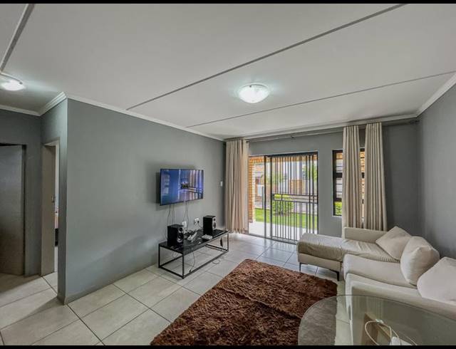 2 BEDROOM PROPERTY TO RENT IN AMBERFIELD